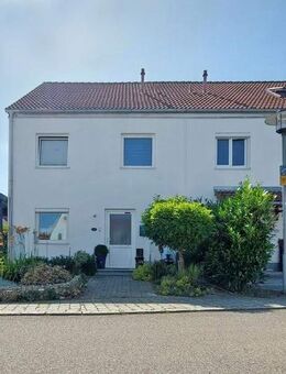 Ihr neues Zuhause oder Kapitalanlage: Doppelhaushälfte in Landshut-Nähe! - Kumhausen
