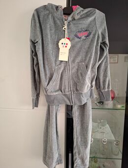 Sportanzug für Mädchen aus 2 Teile 👧 👧 👧 - Essen