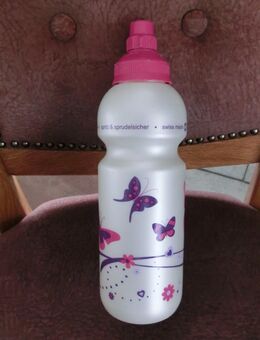 Trinkflasche Fizzii Schmetterlinge/600 ml/ spritz-u.sprudelsicher - Duisburg