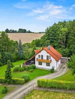 Wohnen im Grünen! Einfamilienhaus mit sagenhaftem Grundstück - Burgrieden