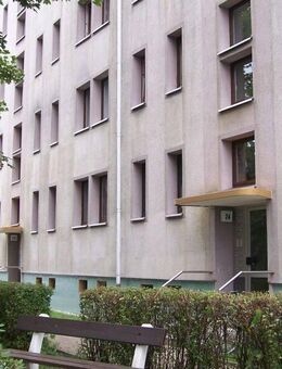 Ruhige sonnige Wohnanlage im Grünen - Zeulenroda-Triebes