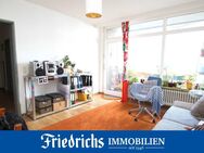 TOP INNENSTADTLAGE! Charmante Etagenwohnung mit Loggia in begehrter Lage der Oldenburger Innenstadt - Oldenburg