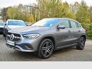 Mercedes GLA 200, Progressiv Automatik, Jahr 2021 - Duisburg