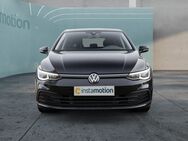 VW Golf, 1.5 TSI VIII Life Digital EPH, Jahr 2023 - München