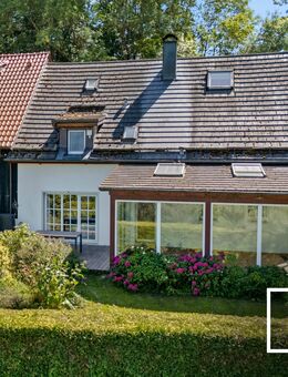 Sofort bezugsfertig! Modernisiertes Bauernhaus mit Scheune, großem Garten und traumhafter Aussicht - Mistelgau