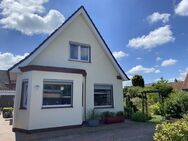 Gemütliches Einfamilienhaus mit traumhaftem Garten in Zentrumsnähe von Varel - Varel