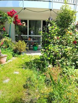 Sichere Kapitalanlage - Charmante EG-Wohnung mit Terrasse, Gartenanteil & Tiefgarage - Leipzig