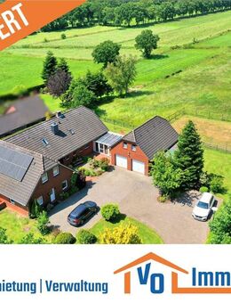 Pferdeliebhaber aufgepasst! Wohnhaus mit Einliegerwohnung, Weideland & Reitplatz in Sackgassenlage - Ihlow (Niedersachsen)