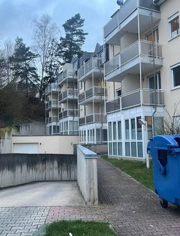 ** Top ** Gepflegtes 1 Zimmer Apartment mit EBK und TG-Stellplatz ** Wintergarten ** Rendite bis zu 7 % - Weiden (Oberpfalz)