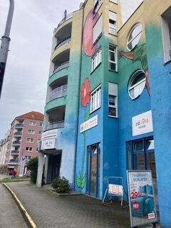 schicke ZKB Wohnung mit Laminatfussboden, Abstellraum- Senioren willkommen!