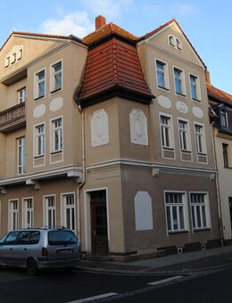 Sanierungsbedüftiges Mehrfamilienhaus mit Potential im Zentrum von Pegau - Pegau