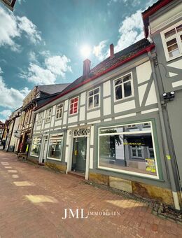 Denkmalgeschütztes Wohn-und Geschäftshaus in innenstädtischer Lage von Hameln - Hameln