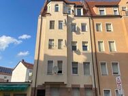 Einzug oder Kapitalanlage ! Neu renovierte 2-Zimmerwohnung mit Einbauküche - Nürnberg