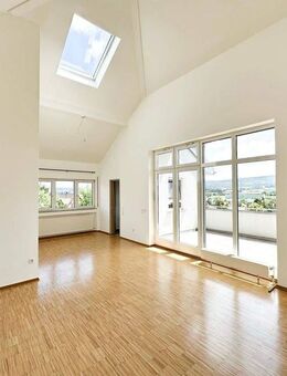3-Zimmer-Dachgeschoss-Wohnung mit Terrasse - Güglingen