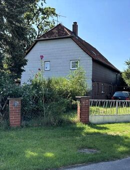 *** Geräumiges freistehendes Wohnhaus mit Garten und Garage *** - Bahrdorf