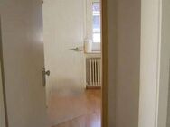 helle 2 Zimmer-Wohnung mit neuer Singleküche und Bad - Contwig
