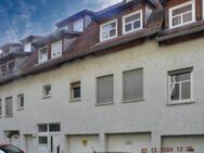 Sehr schöne, zentral gelegene 3-Zimmer-Wohnung im Stadtzentrum von Besigheim mit zugehöriger Garage - Besigheim