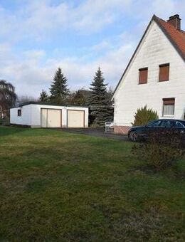 Gemütliches Einfamilienhaus mit Doppelgarage und ebenerdigem Grundstück im Klosterort Walkenried - Walkenried