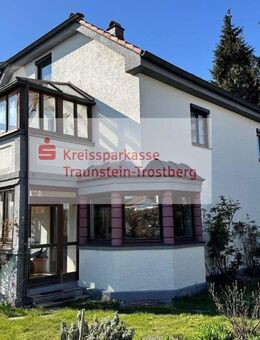 Wohnhaus für die ganze Familie auf großzügigem Grundstück - Altenmarkt (Alz)
