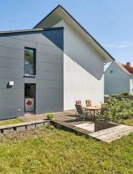 Sichtbeton und Rohestrich: Stylisches Architektenhaus in top Lage von Butzbach - Butzbach (Friedrich-Ludwig-Weidig-Stadt)