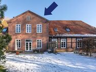 Charmante Maisonettewohnung in historischem Herrenhaus - Wohnen mit Charakter und Komfort - Manhagen
