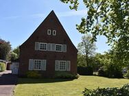 Historische Stadtvilla mit großem Grundstück im Zentrum - Bredstedt