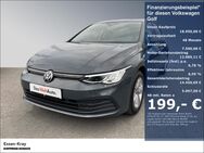 VW Golf, 1.5 TSI VIII Life, Jahr 2020 - Essen