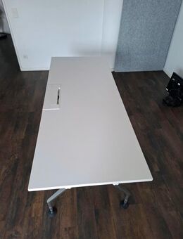 Tisch Schreibtisch Bürotisch mit eStation (B2000xT800 mm) 3 Stück - München Pasing-Obermenzing