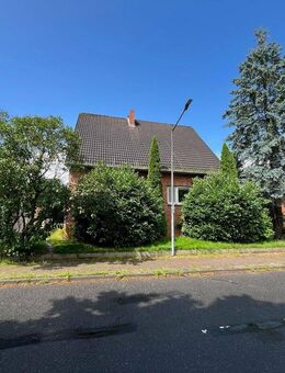 Sanierungsbedürftiges 3-Parteien-Haus in Tangstedt-Wiemerskamp - Tangstedt (Landkreis Stormarn)