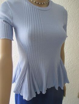NEU * edel * Ripp- Optik * Bodycon * ⁣Peplum * T- Shirt * Pullover "ZARA COLLECTION WOMAN BASIC" Gr. 36- 38/ S * lavendel * flieder * hell-blau * Pastell * - Riedlingen