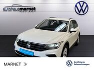 VW Tiguan, 1.5 TSI Life APP, Jahr 2021 - Wiesbaden