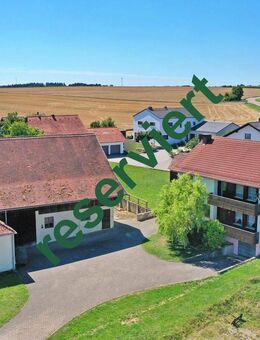 Ehem. Hofstelle mit Wohnhaus u. Nebengebäuden in sonniger u. ruhiger Lage von Greding/Herrnsberg - Greding