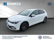 VW Golf, 1.5 TSI VIII OPF Active EPH, Jahr 2022 - Schleswig