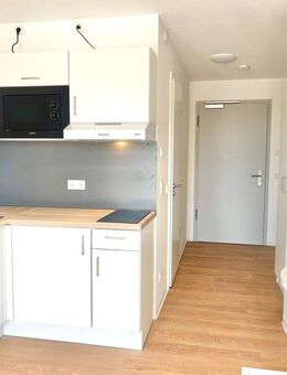ruhiges Studenten Apartment, Balkon, Burgblick, Erstbezug, zentrale Lage - Nürnberg