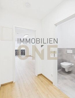 Sofort bezugsfrei! Saniertes 1-Zimmer Appartement mit Balkon und Tiefgaragenstellplatz - Regensburg