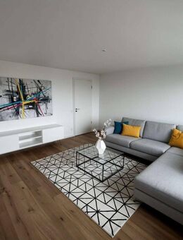 Modernisierte 3-Zimmer-Wohnung mit atemberaubender Aussicht in Mu?nchen - München