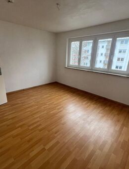 3-Zimmer-Wohnung - ideal für Paare oder Singles - Selb