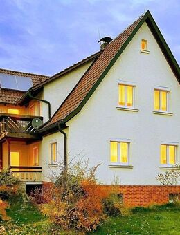 Charmantes und familienfreundliches Landhaus mit Potential für die Großfamilie - auch perfekt als Zweifamilienhaus - Sonnefeld