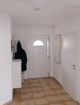 Schöne 3-Zimmerwohnung mit Aufzug, Balkon, Tiefgaragenstellplatz und Keller - Stockach