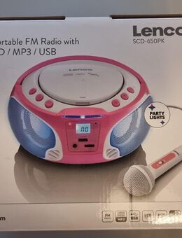 tragbarer Kinder Radio mit CD, MP3, USB Party Light und Mikro - Bremen