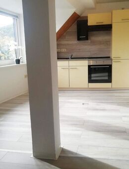 Gemütliche DG-Wohnung in Idar - Erstbezug nach Kernsanierung - Idar-Oberstein