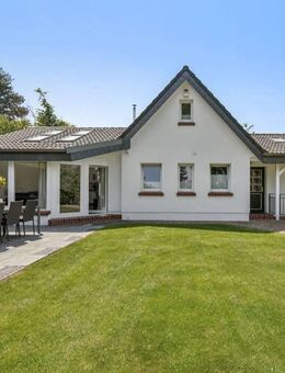 Exklusives Wohnen mit 60 m² Flächenreserve und Baupotenzial - Düsseldorf