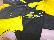 BVB Kleidung Männer teilweise xl oder xxl wegen Todesfall zu verkaufen - Herne Wanne