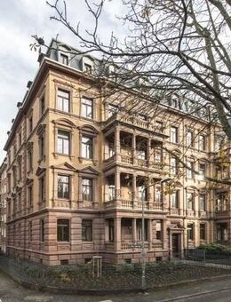 Exclusive 6-Zimmerwohnung mit 2 Balkonen in Bestlage - Wiesbaden