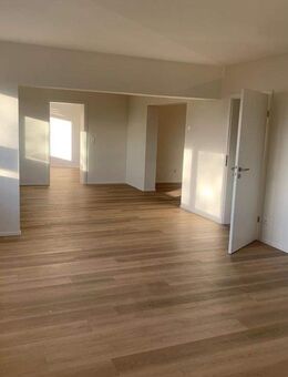 großzügige 4-Zimmerwohnung ab sofort in Rot am See zu vermieten - Rot (See)