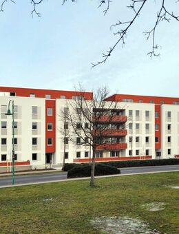 4-Raum-Wohnung, R.-Wagner-Str. 13, ERDG rechts, 01454 Radeberg - Radeberg