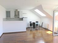 Ruhige 2-Zimmer-DG-Whg. mit EBK u. Süd-West-Balkon ! - Ampfing
