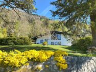 Einzigartiges, stilvolles Architektenhaus in idyllischer Lage im Chiemgau - mit Einliegerwohnung - Schleching