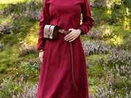 Schlichtes Mittelalterkleid aus festem Canvas, weinrot - Wuppertal