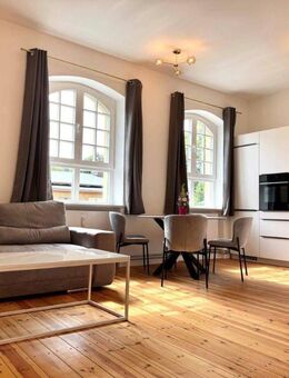 Exklusive 2-Zimmer-Wohnung mit Terrasse in der Villa von Holst am Griebnitzsee - Potsdam